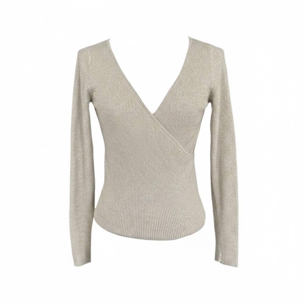 LEITH Ribbed V-Neck Sweater in Cream. Size XS